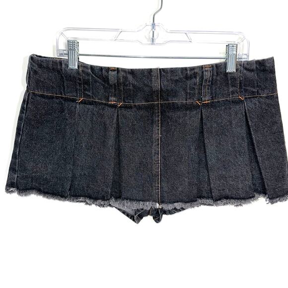 Lioness Pleated Denim Allure Y2K 90s Low Rise Charcoal Mini Skort Size Large - Picture 2 of 16